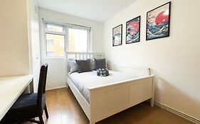 Bright Stockwell Rooms
